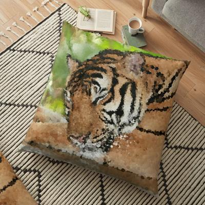 Tiger Grooming Himself